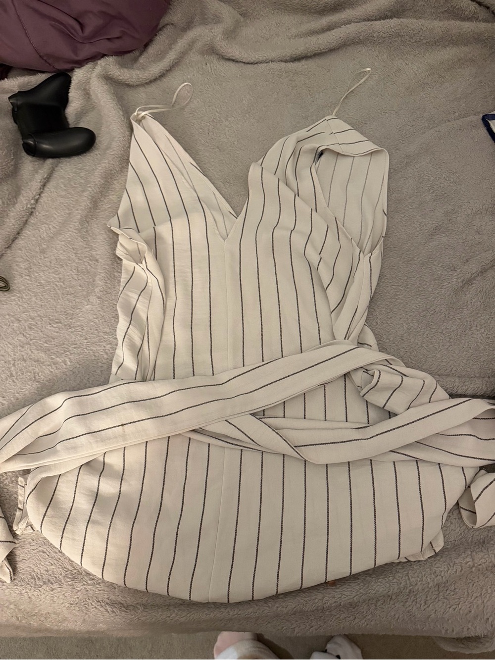 Zara Striped Blouse in White & Black Size Small Like New